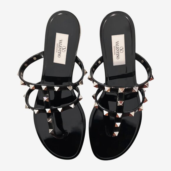 LIKE NEW Valentino Garavani Rockstud Rubber Sandals size IT 38